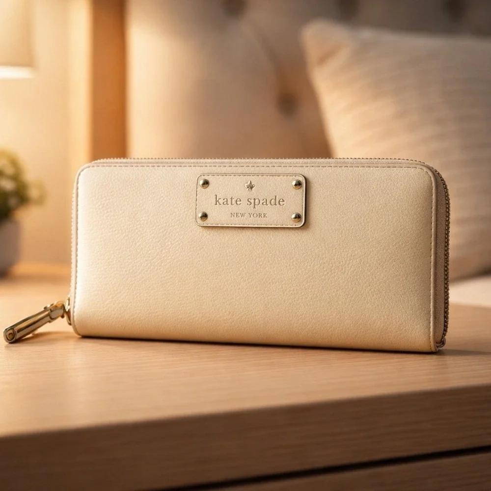 Kate Spade‎ Zip Around Wallet Womens OS Beige Good Pebbled Leather Polka Dot Int